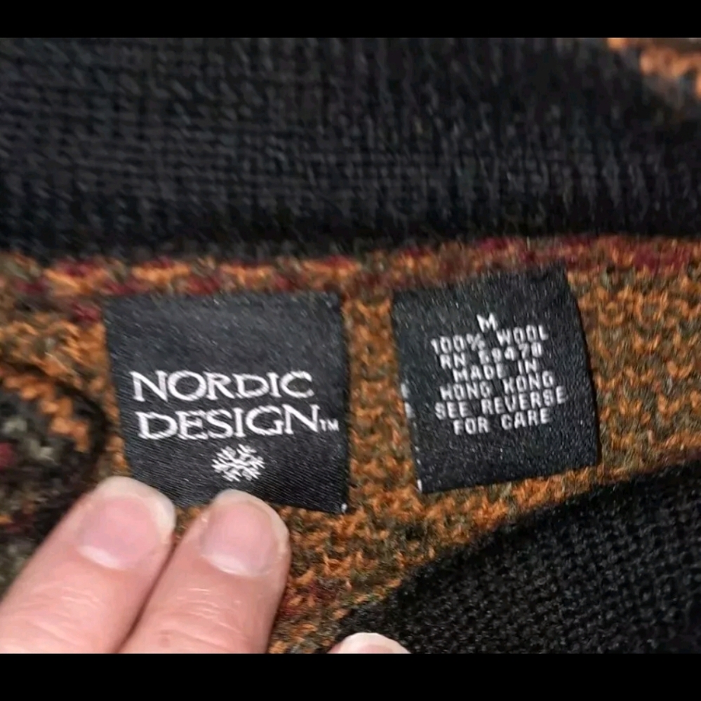Nordic Design Women's Wool Cardigan Sweater Paisley Nordic Design Vint View 2